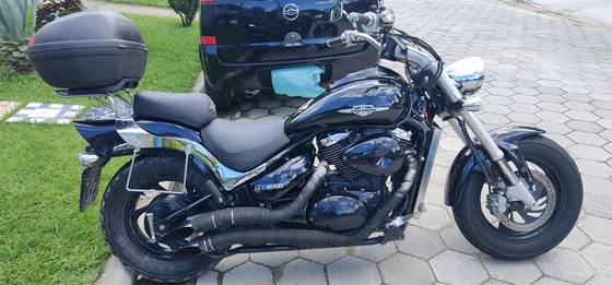 SUZUKI BOULEVARD M800 